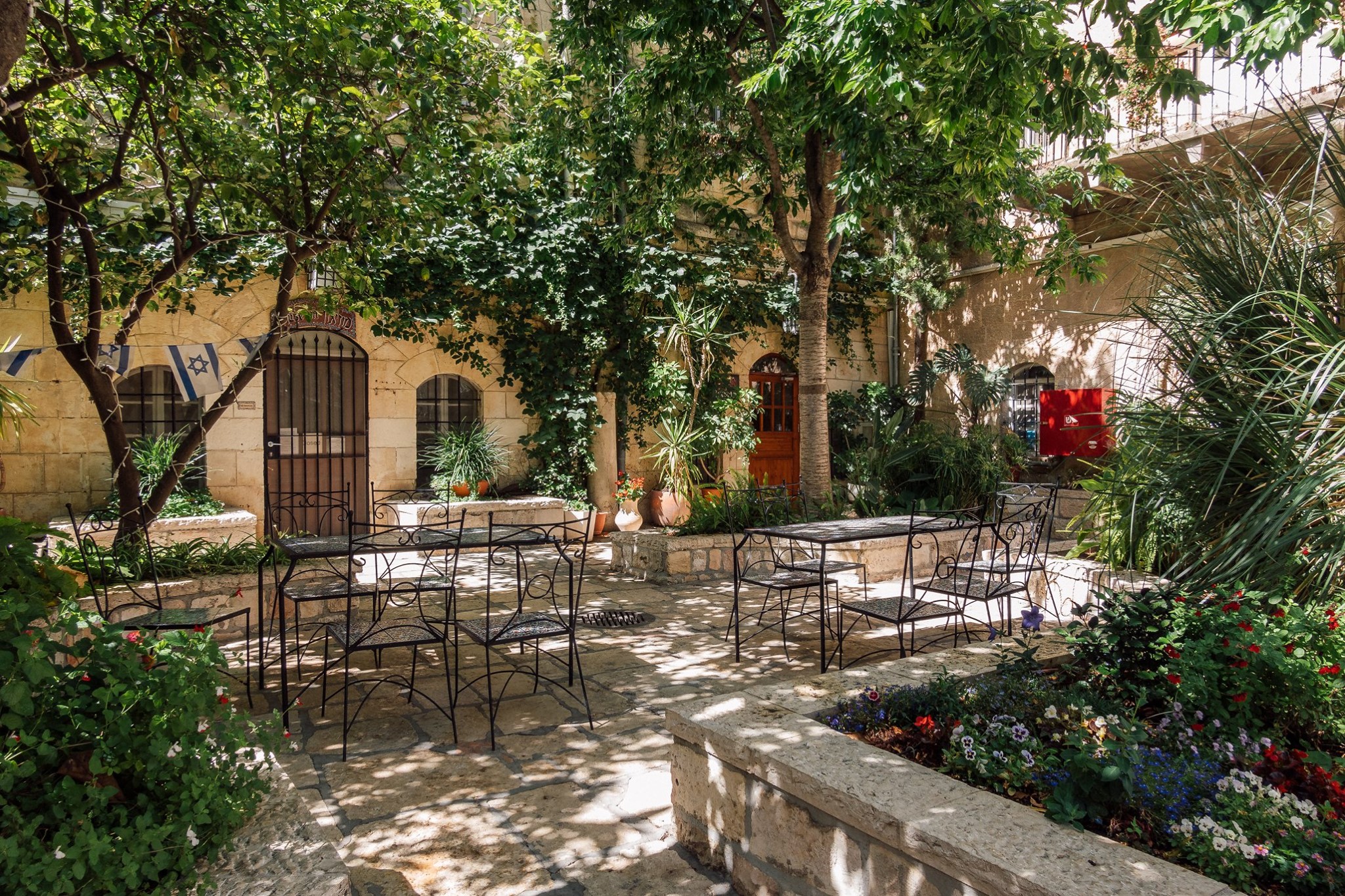 Jerusalem courtyard