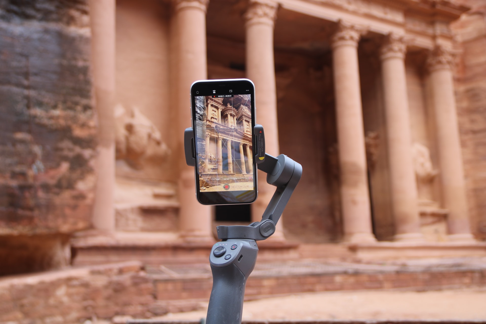 Common mistakes tourists do in Petra
