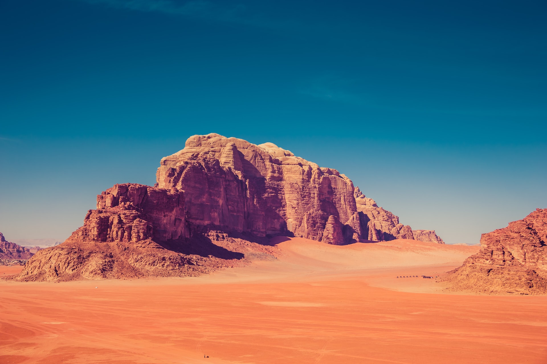 How to Get from Petra to Wadi Rum- The Martian landscape of Wadi Rum