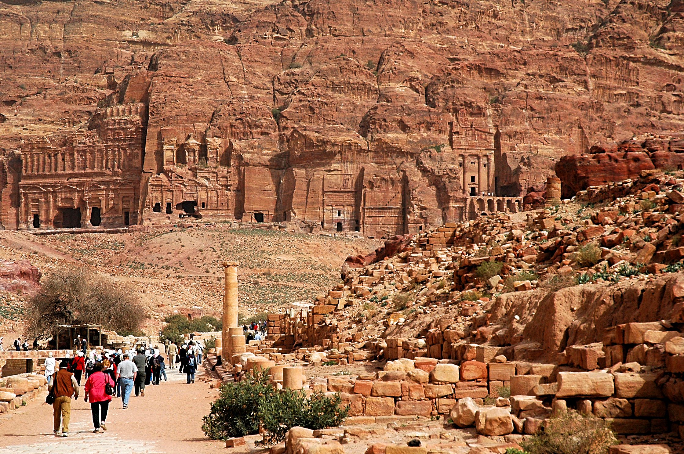 Tourists on a day tour in Petra, Jordan