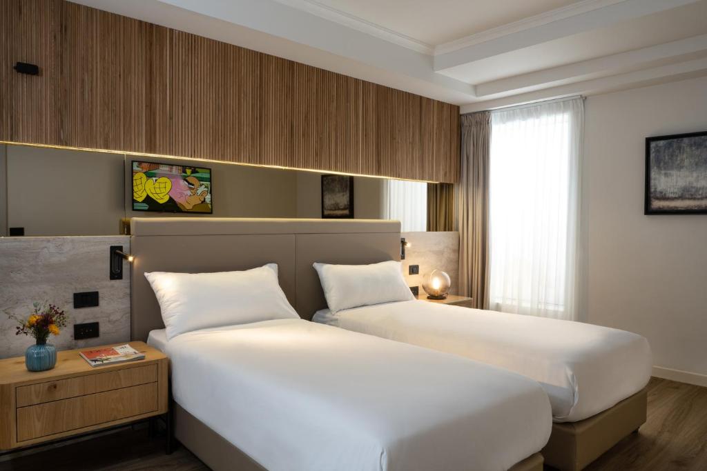 Aria Hotel Room