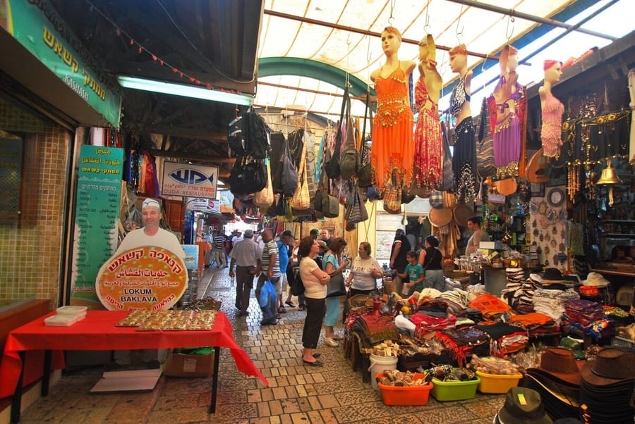 Walking trough the Old City Market in Acre