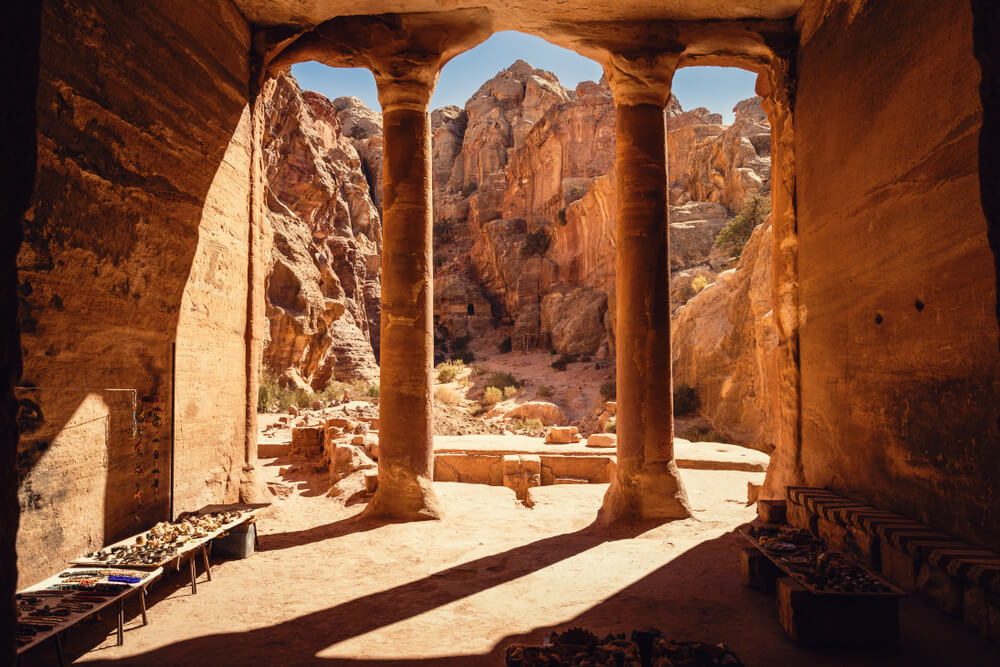 the garden temple, petra
