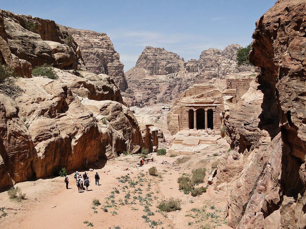 the garden temple, petra